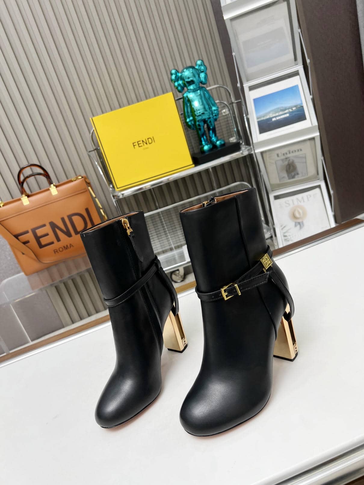 Fendi Boots-110